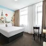 Ξενοδοχείο Old Town 3*