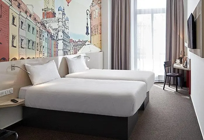 فندق Old Town بوزنان