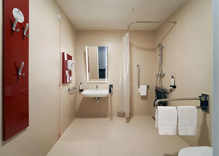 فندق Old Town بوزنان